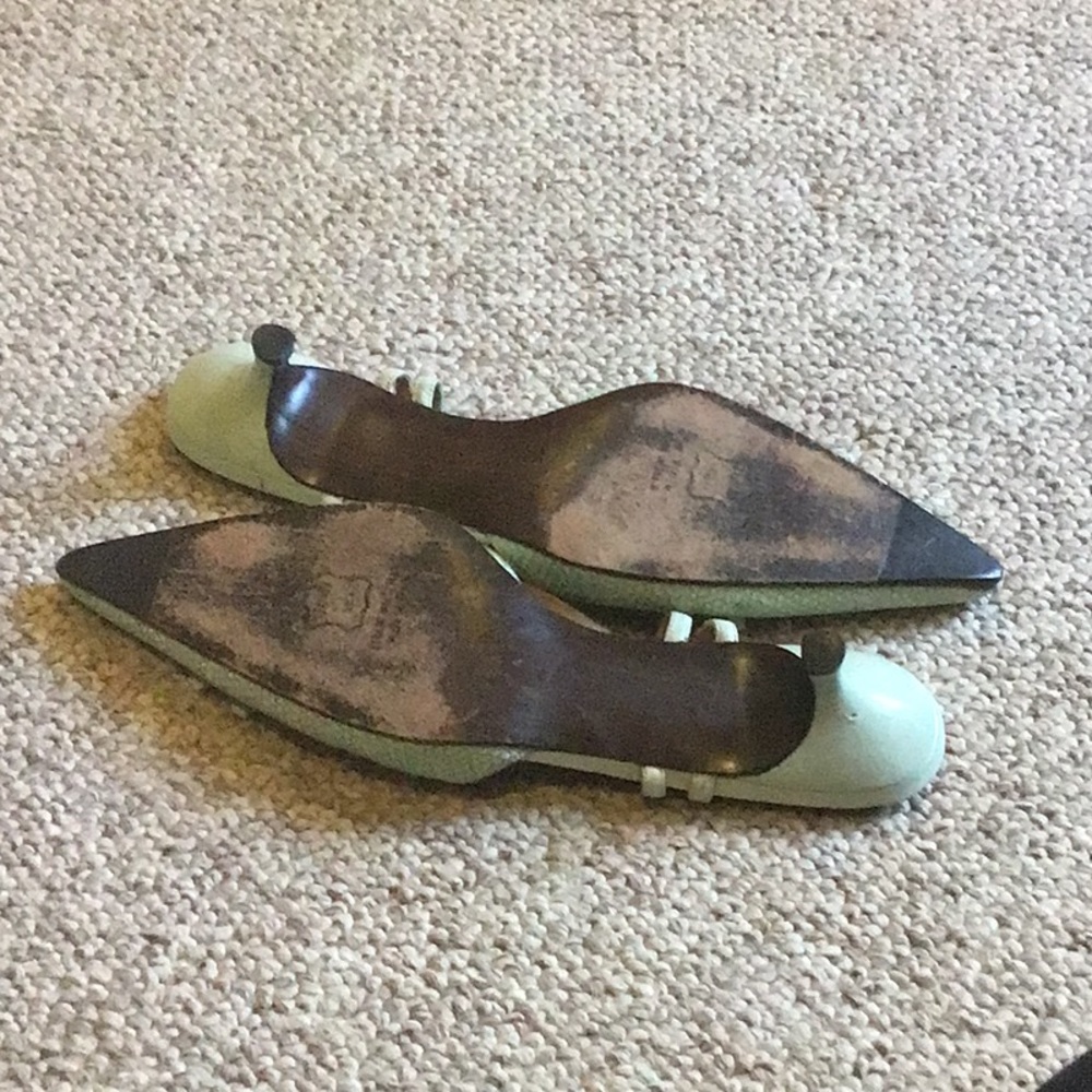 Stuart Weitzman kitten heels SZ 8 M - Picture 6 of 7